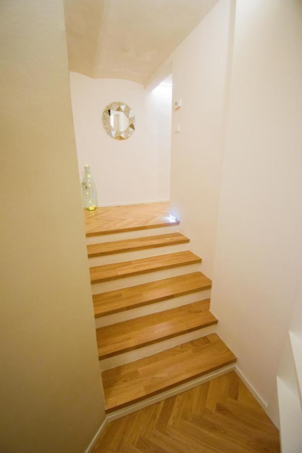 Sibilla Suite Apartment - Via Piella 14 Bologna Exterior photo